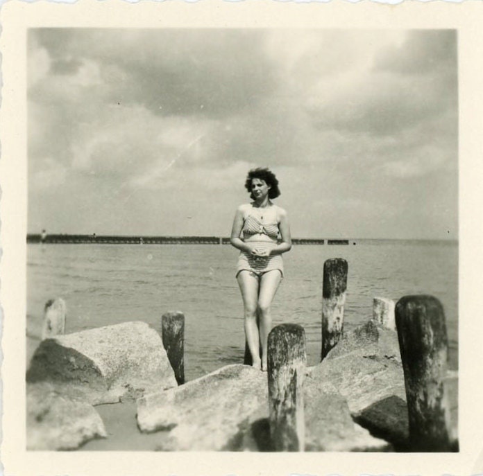 Vintage Photo "Beach Vacation", Photography, Paper Ephemera, Snapshot, Old Photo, Collectibles - LBS006