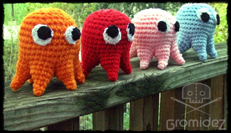 Pacman Ghostie Plush