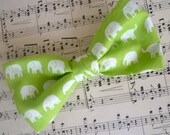 Green Elephant Mens Bow tie - clip on