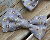 Boy's Bow Tie in gray and yellow petite floral - clip on