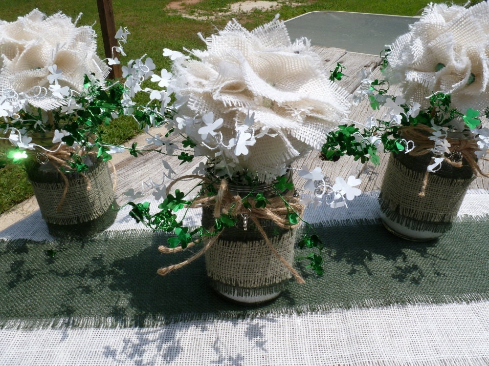 CELTIC WEDDING CENTERPIECES RuSTiC MaSoN/BaLL JAr KiTs, BuRLaP, Twine, Wired Shamrocks, Charm