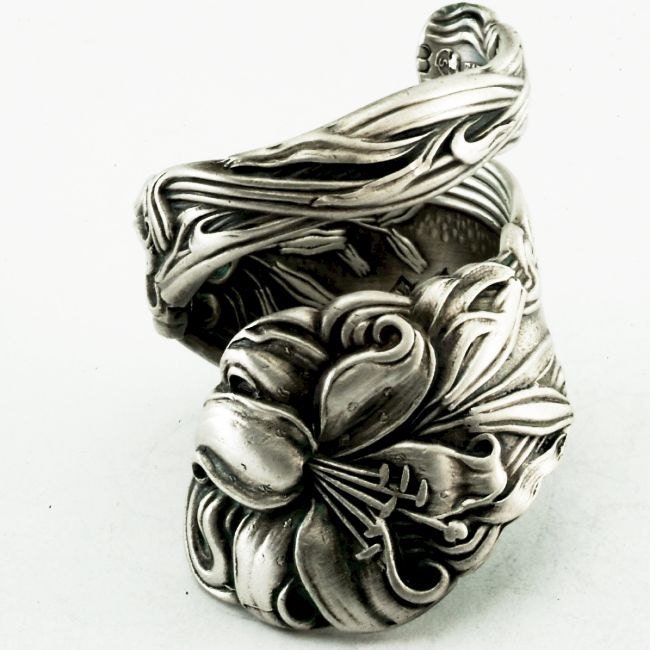 Spoon Ring Lovely Frontenac Victorian Era Sterling Ring, Lily Pattern Made in YOUR size (2161)