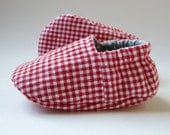 SALE - Reversible Baby Booties in Red and White Gingham and Grey and White Polka Dots - Size 4