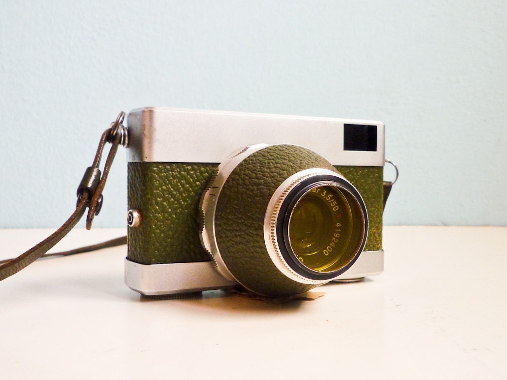 Vintage Rare 35mm film camera green Werra