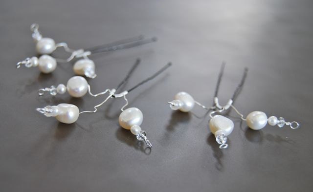 Bobby Pins Twist pearl and Swarovski crystal hair pins bridal wedding hair accessory fashion