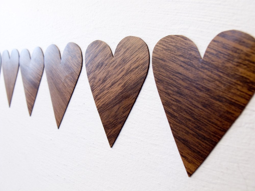 Woodgrain heart magnets - set of 6