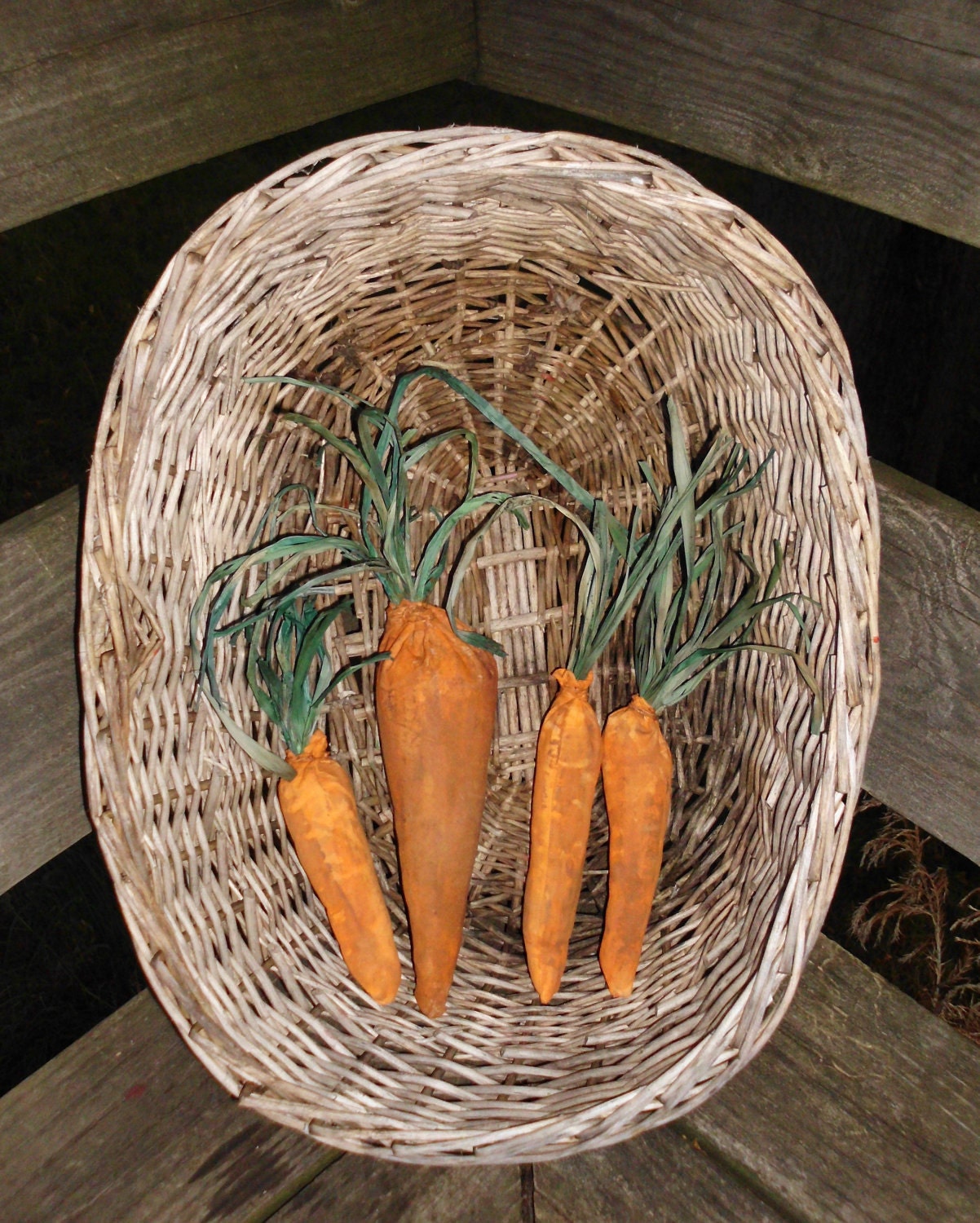 Grungy, Primitive, Carrots, Prim Decor, Vegetable, Decoration, Country, Garden, Kitchen Veggies, Set of 4