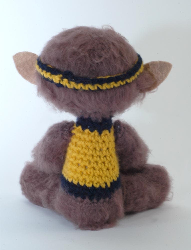 Teen Wolfy amigurumi werewolf figure with Basketball