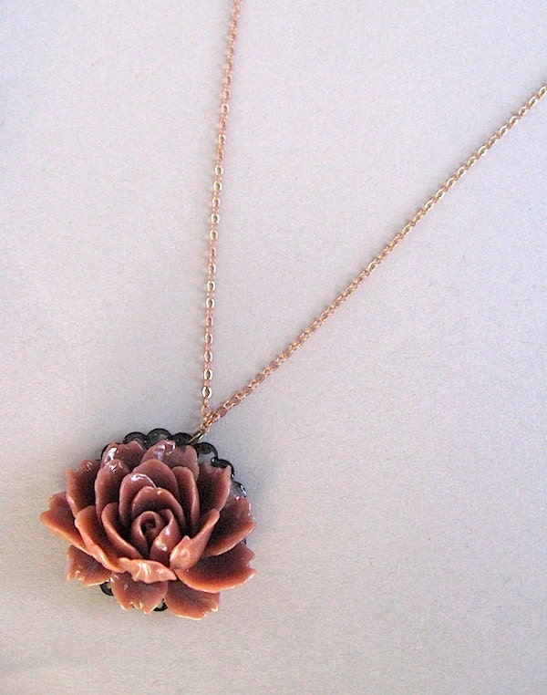 Victoria - Deep Rose Necklace - Vintage Style - Red Brown -  Natural brass chain 26" long