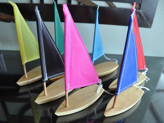 small toy boats that float