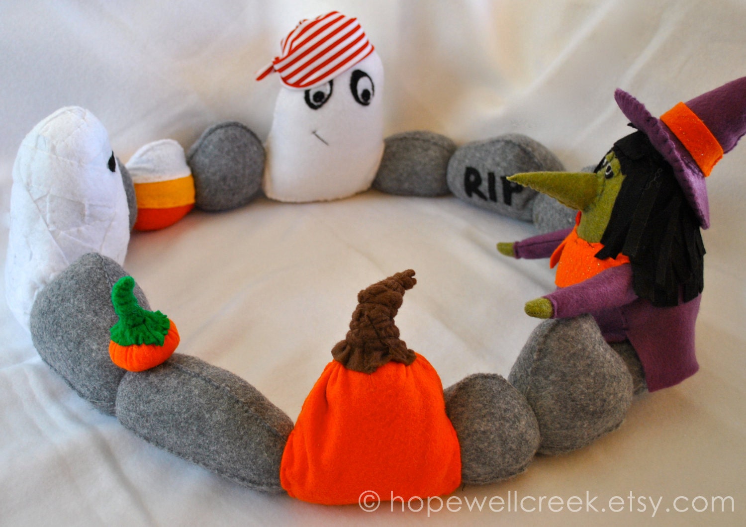 Spooky Halloween Ghosts, Ghouls and Goblins Made Of Felt