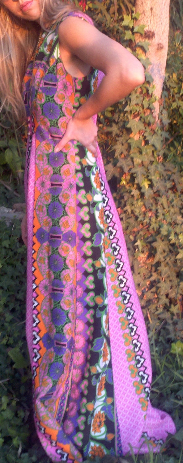 Vintage 60s Dress Graphic Incredible Print Mod Maxi