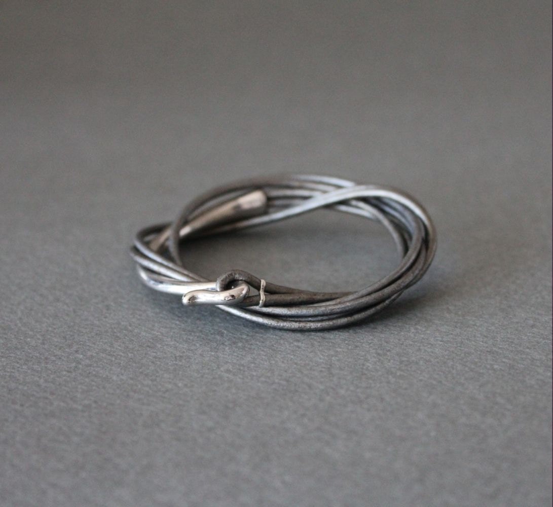 Leather Wrap Bracelet with Silver Metal Ornament(Pearl Grey)