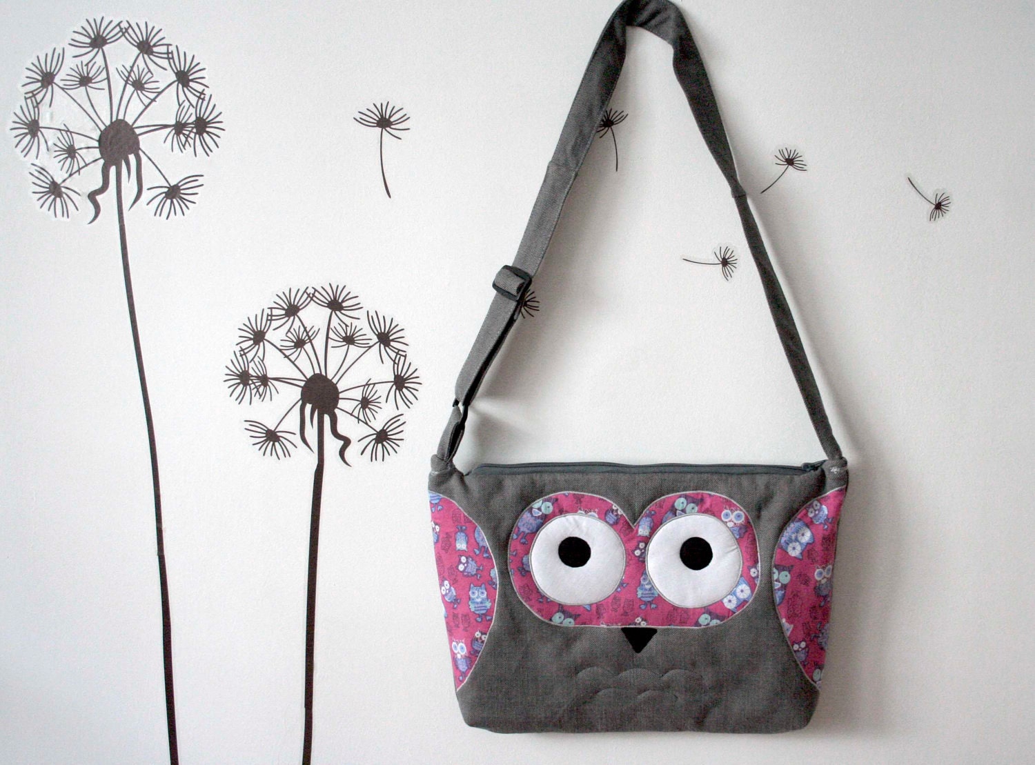 13'' Fun Owl laptop case, grey with pink, owl print, OOAK, ready to ship