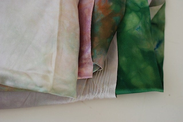 Vintage Fabric, Vintage Silk Fabric, Screen Print Fabric, Fabric  Yardage, floral silk fabric, Yards of Fabric, Knitting, supplies