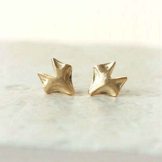 Fox earrings in gold