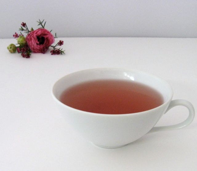 Blueberry Pomegranate Herbal Tea, Luxury Loose Leaf Herbal Infusion, Fruit Tea, 4 oz. bag, No Caffeine, Healthy Gift for Mom