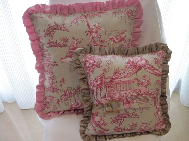 1000+ images about Vintage pillows and cushions on Pinterest Aqua wallpaper, Floor cushions ...