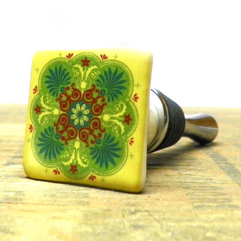 Fun Yellow Wine Stopper Wine Bottle Stopper by jeenoVINO on Etsy