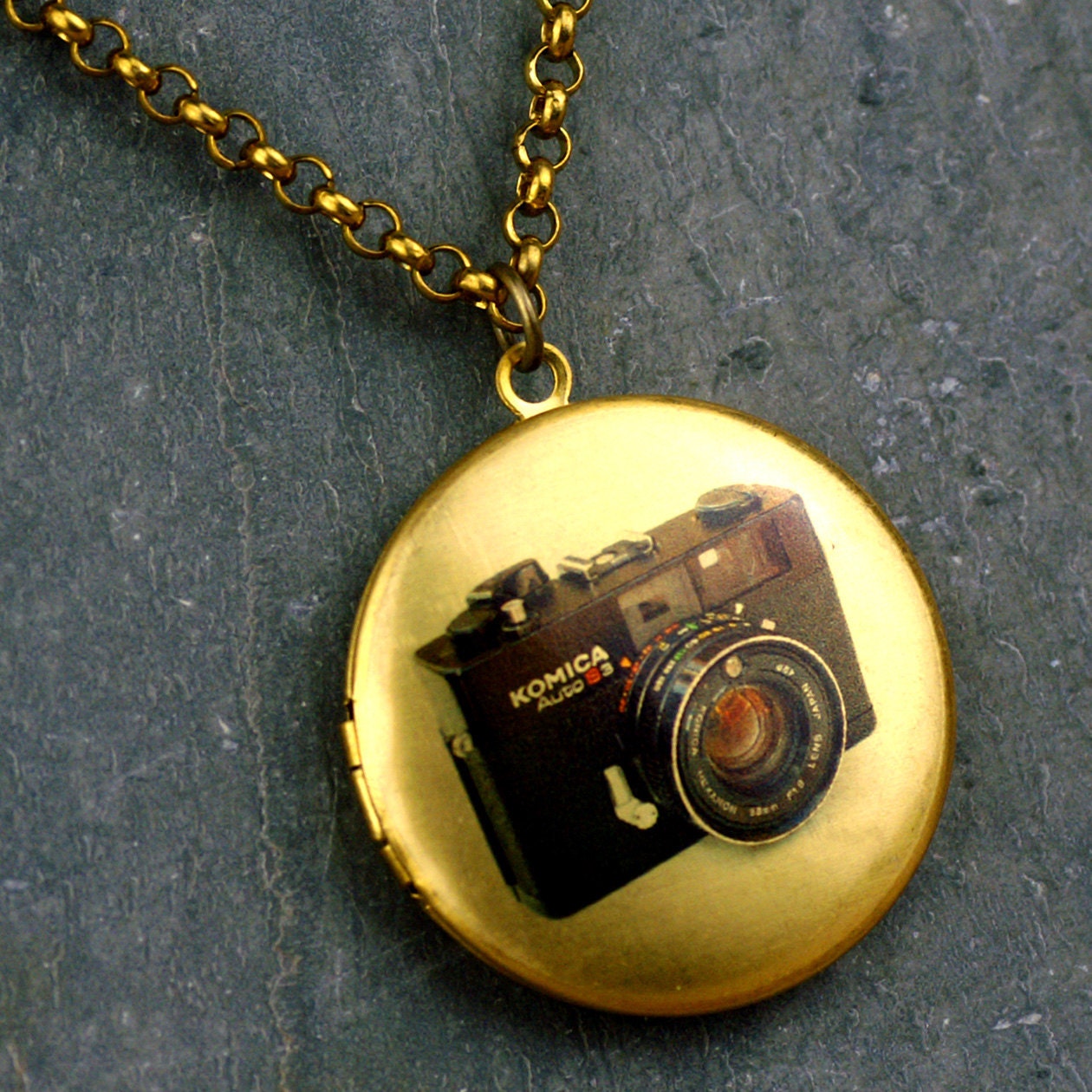 Photographer's Film Range Finder Camera Photo Locket Necklace NL56