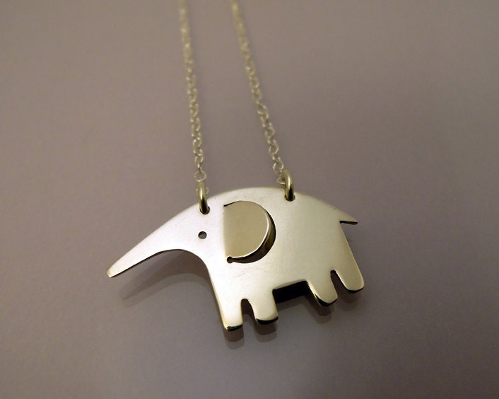 Elephant necklace / collier Éléphant