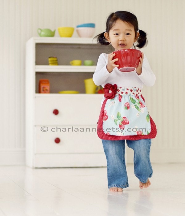 strawberry apron