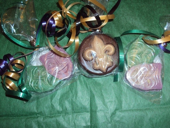 12 Mardi Gras Chocolate Favor Assortment Il_570xn