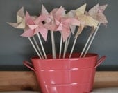 Escort Cards wedding party 12 Mini pink Pinwheels Pretty in Pink- Custom orders welcomed