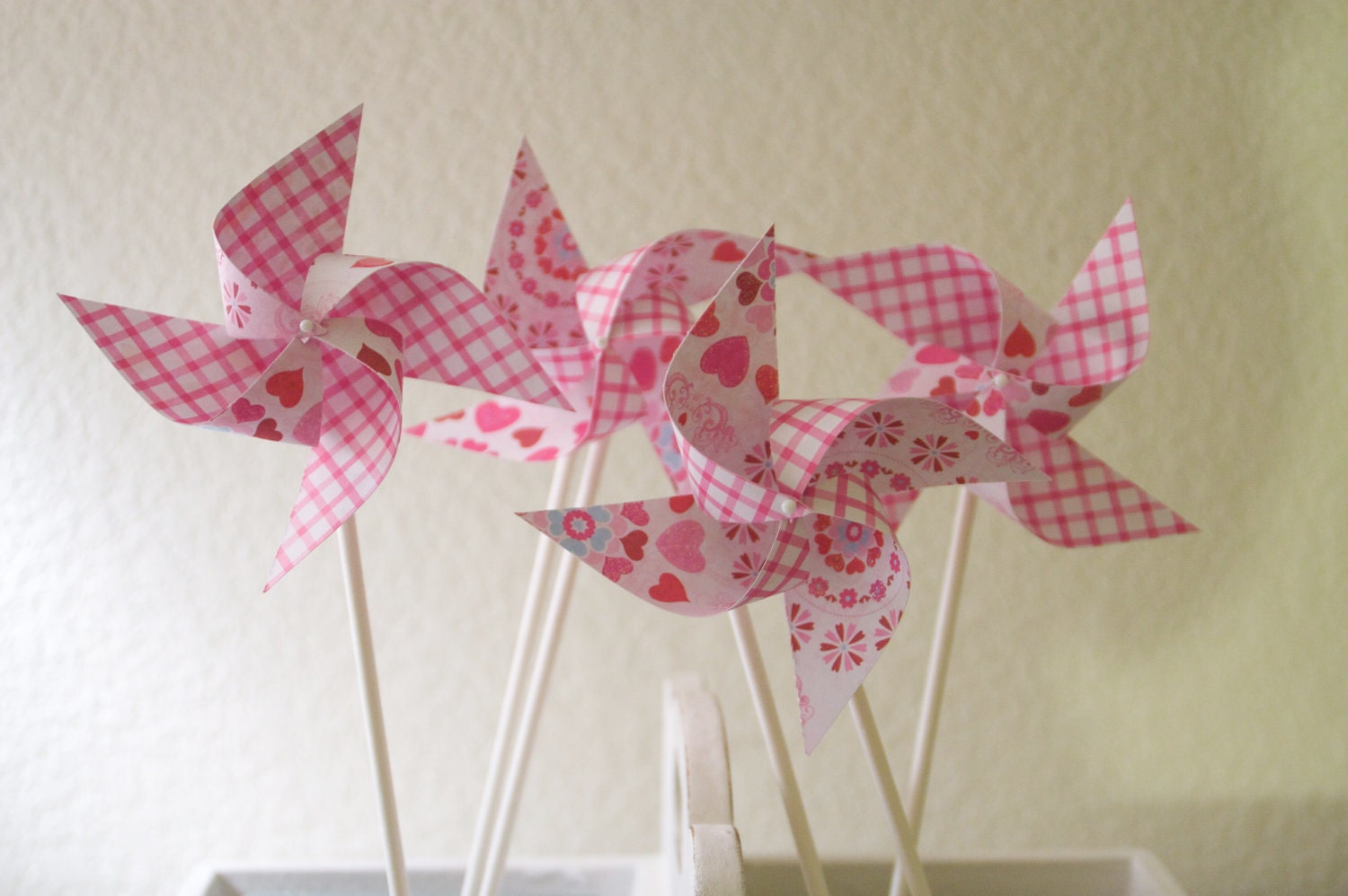 GINGHAM Wedding deocr 12 Mini Pinwheels Pink Heart (Custom orders welcomed)