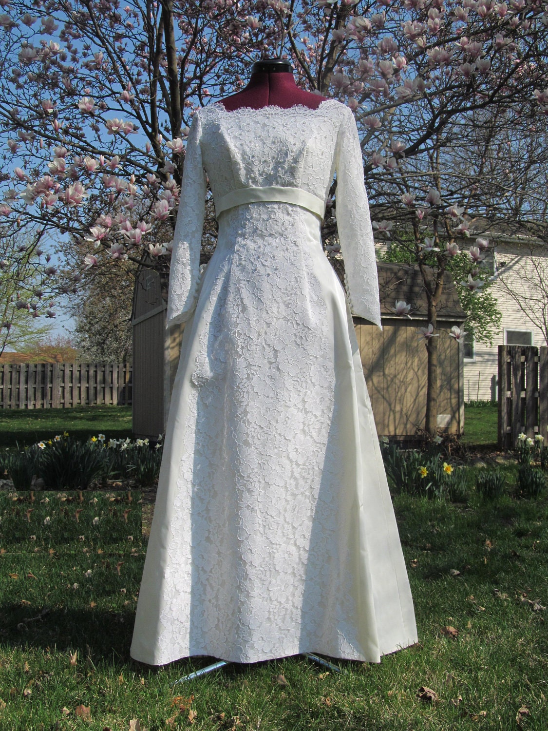 Vintage 1940's Ivory Wedding Dress