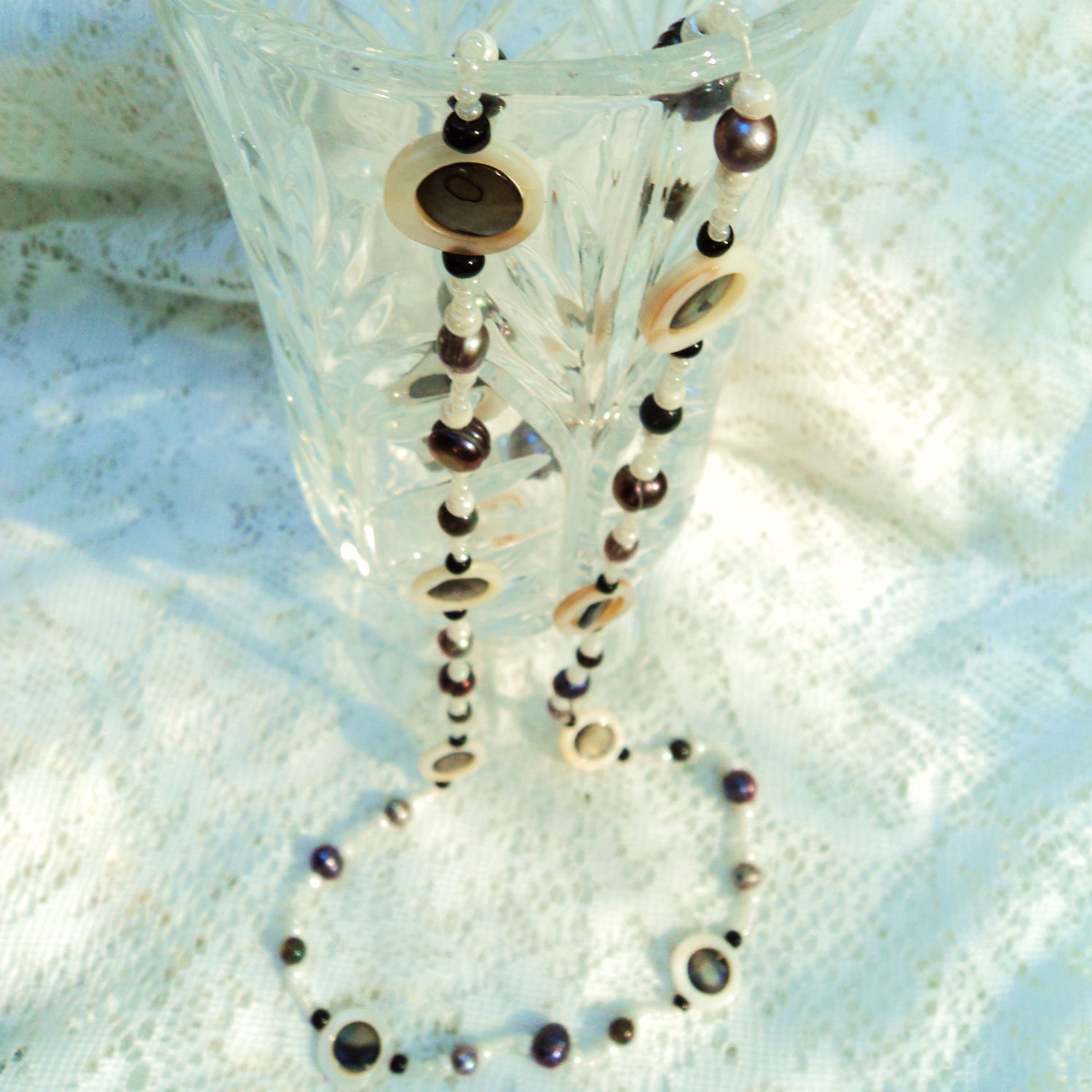 NECKLACE - Black & White Affair - Freshwater Pearls, Abalone Shell, Mother-of-Pearl Shell