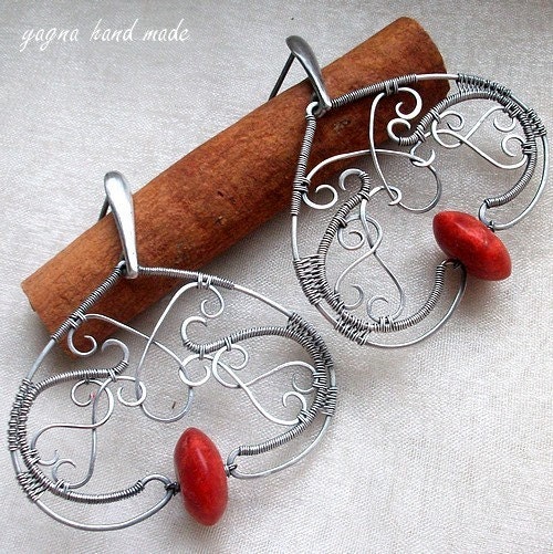 Silver Wire Wrapped Filigree Poste Earrings with Red Coral