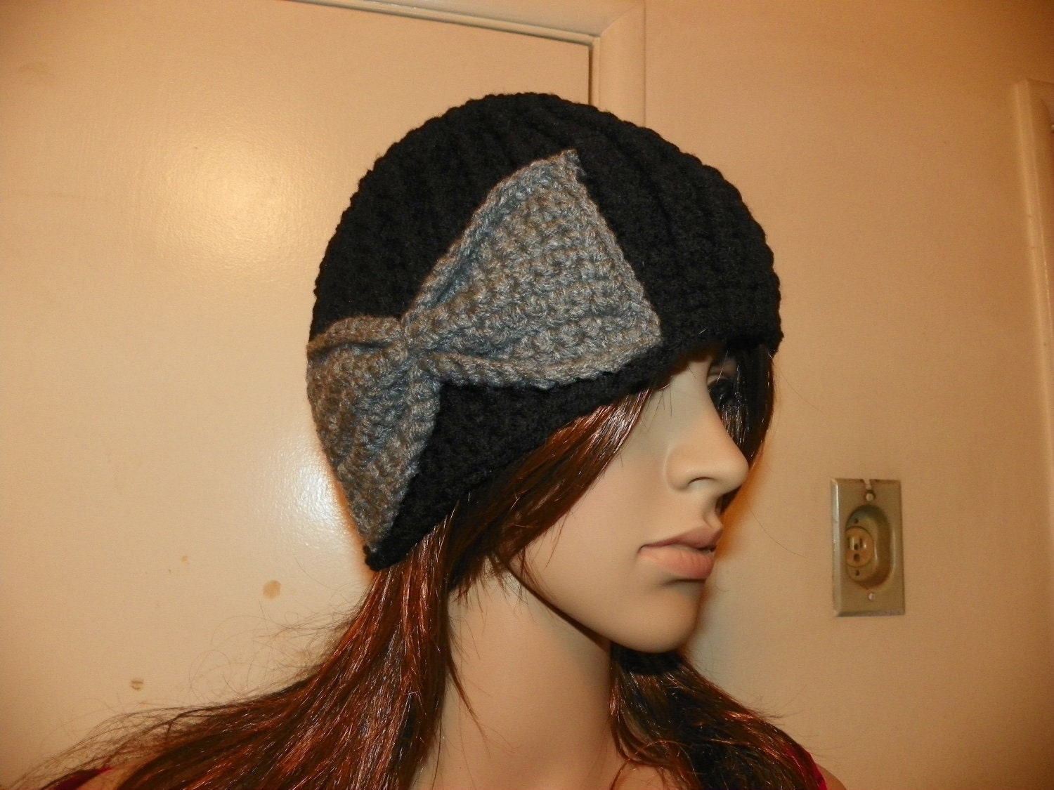 Black Rib Hat with a Gray Bow  Perfect for that Oakland Raider fan Hand Crochet for Teen or Adult