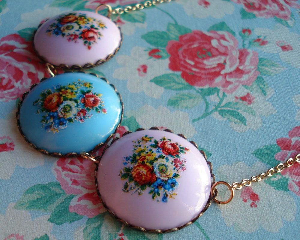 Vintage Cabochon Necklace Nostalgic Posy Pale Lavender Floral Cabochon Gold Plated Chain Red Roses Blue Flowers Lilac Floral Bouquet