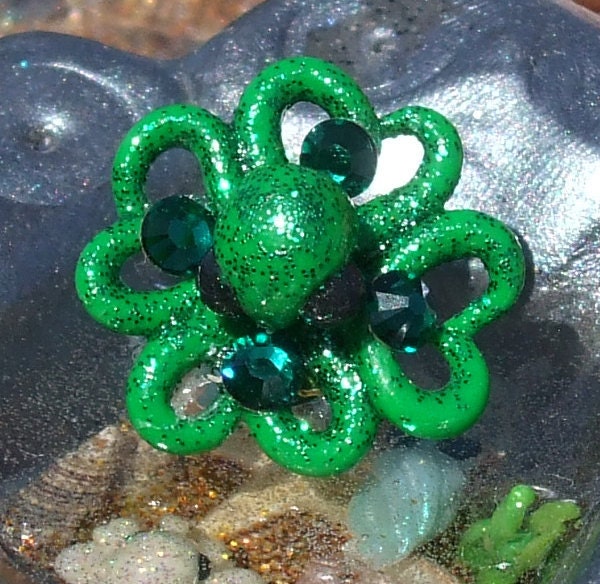 CLEARANCE: Baby Octopus 4 Leaf Clover and Swarovski Tie-Tack Pin or Brooch