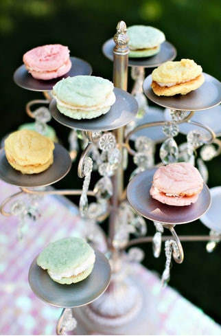 12 Little Pastel Pretties Buttercreme Cookie-Wiches - tookies