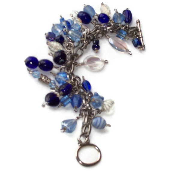 Blue Glass Bracelet on Gun Metal Chain (B28)