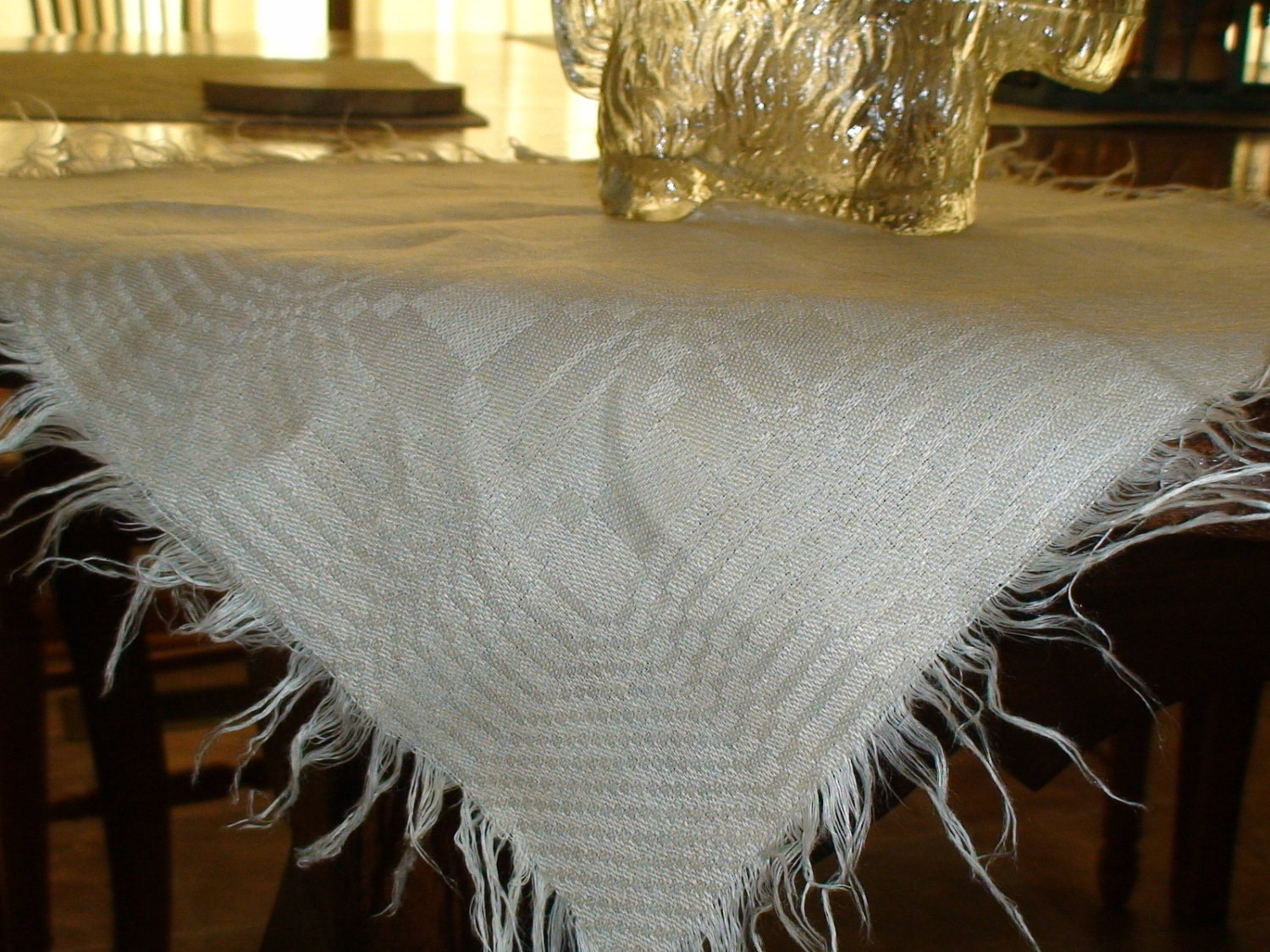 living room table scarves