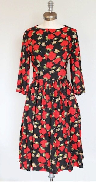 Vintage 1950s inspired dress, size 8 (Euro 40 / Medium). Handmade. Ready to ship.