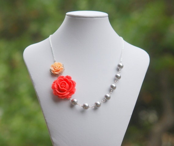 Bridesmaids Jewelry. Coral Rose and Peach Rose Asymmetrical Necklace with Large Grey Swarovski Pearls. Bridesmaid Gifts Jewelry Set.