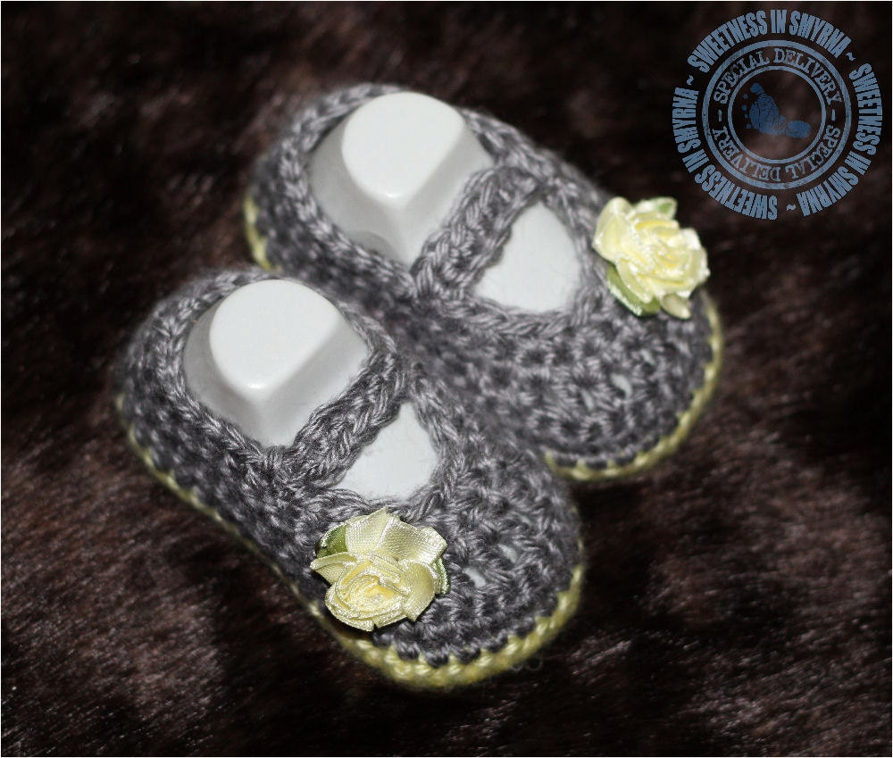 Baby Girl, Mary Jane's, Baby Girl Shoes, Shoes, Baby Booties, Crochet Girl Slippers, Grey, Yellow, READY TO SHIP