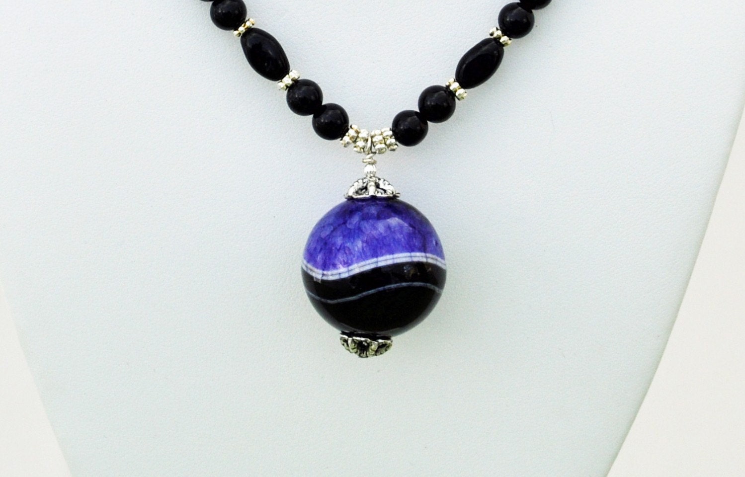 Purple Druzy Agate Round Pendant & Black Beads Necklace