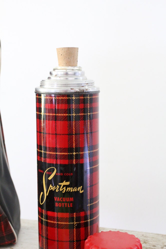 1950s Sportsman Picnic Kit / Vintage Thermos Kit