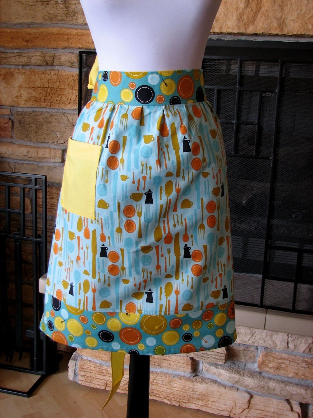Retro Half Apron