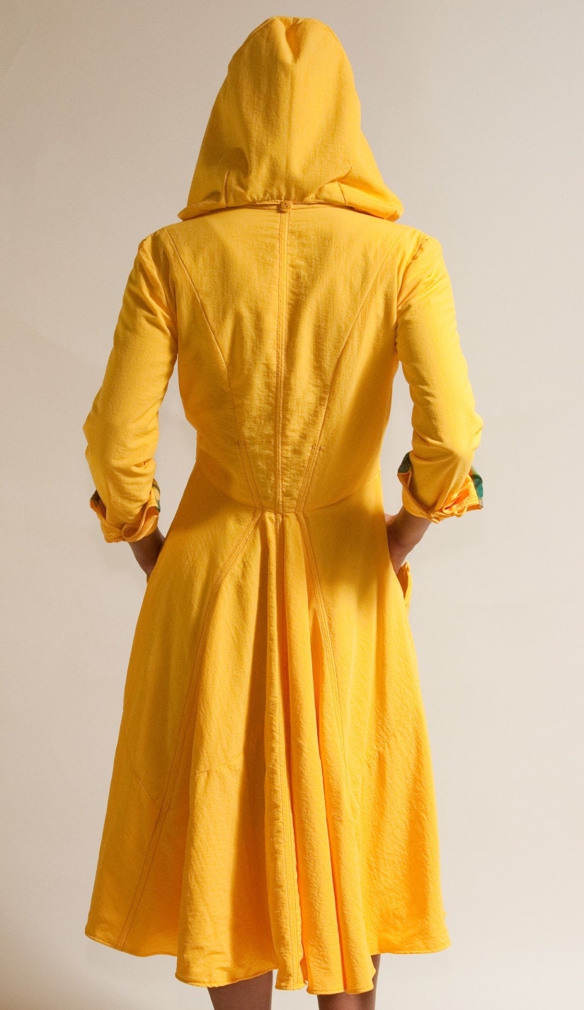 Seaside Raincoat - Available in Yellow, Black, Gray, and Navy