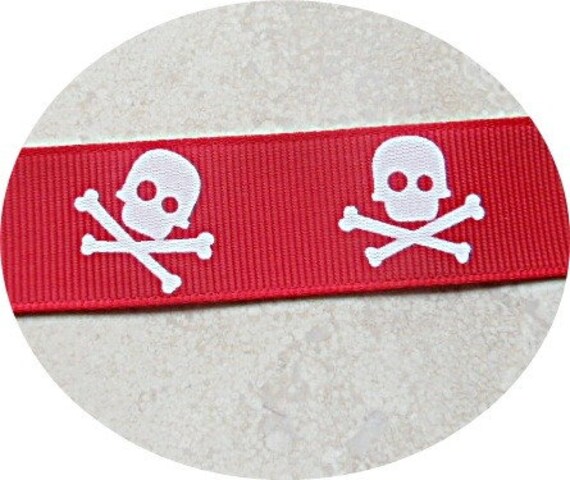 Red with white skull & crossbones print 7/8 inch grosgrain ribbon Il_570xn