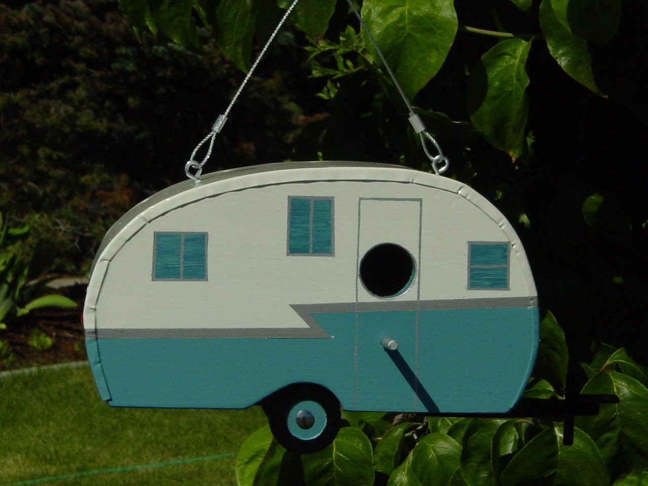 Vintage 50s/60s Travel Trailer Bird House