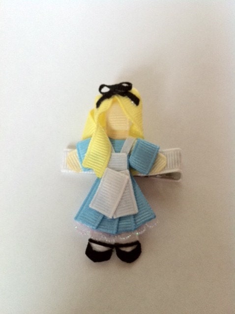 Alice In Wonderland inspired ribbon sculpture hair clip