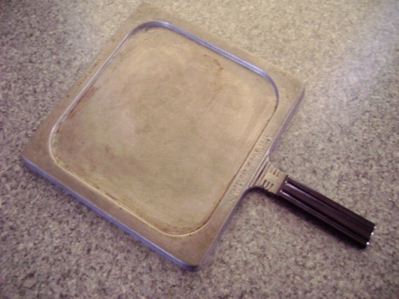 Vintage 1950s Happy Day Griddle Stove Top Pan Patented by TFSloan