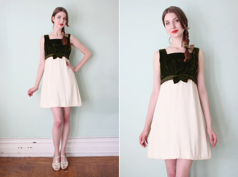 vintage 1960's forest green velvet & white crepe mini dress / size s